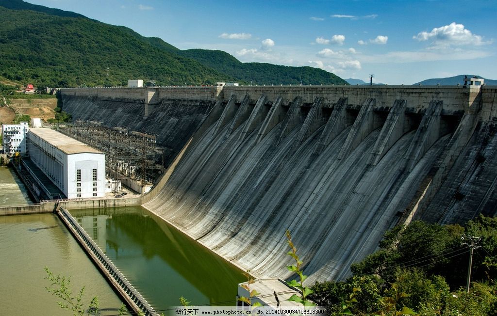 水坝,大坝,大坝建设,大把施工,丰满水电站,电站大坝,碧水蓝天,吉林风光,吉林市,丰满水库,青山绿水,东北风光,风景,自然景观,摄影,城市风光,摄影,自然景观,建筑景观,300DPI,JPG